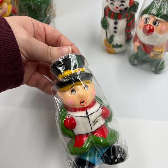 Vintage Kitsch 6 Wax Candle Christmas Figures Santa Carolers Elf Toy Soldier - Picture 6 of 7